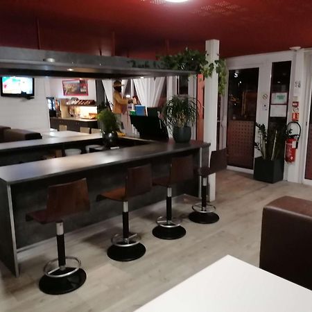 Brit Hotel Essentiel Albi Parc Des Expos Le Sequestre Eksteriør billede