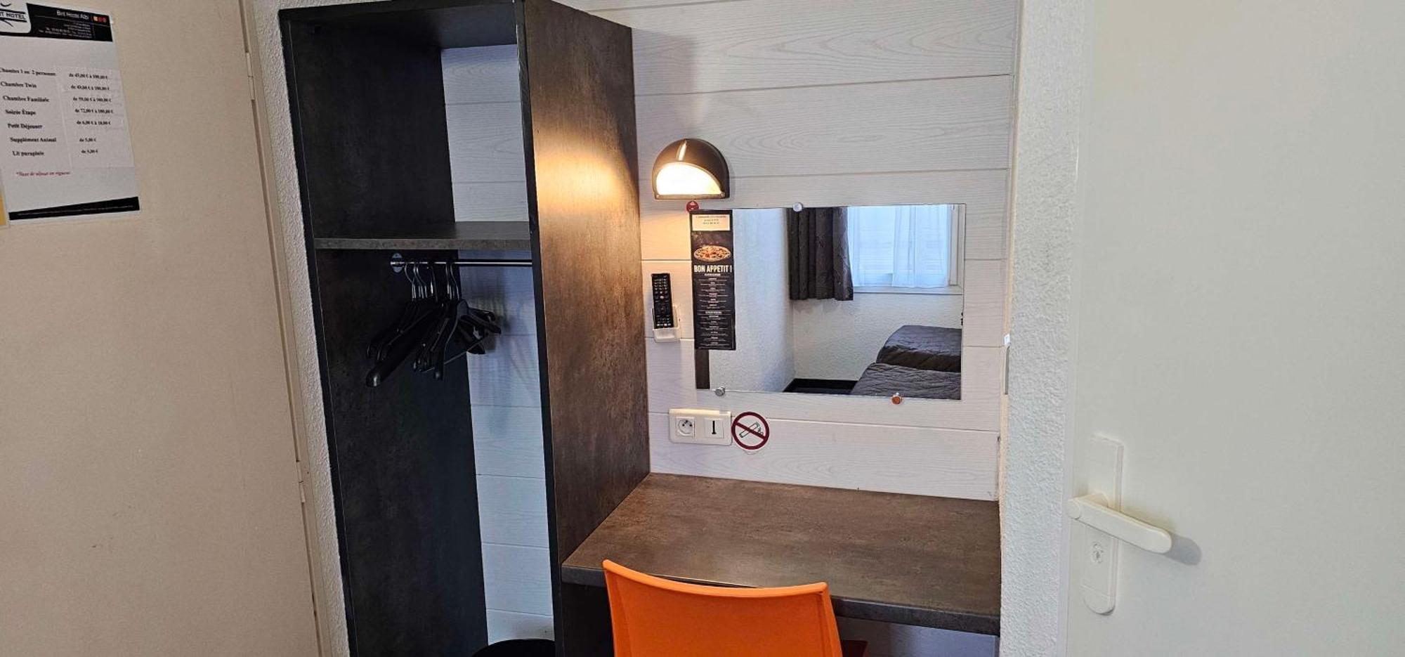 Brit Hotel Essentiel Albi Parc Des Expos Le Sequestre Eksteriør billede