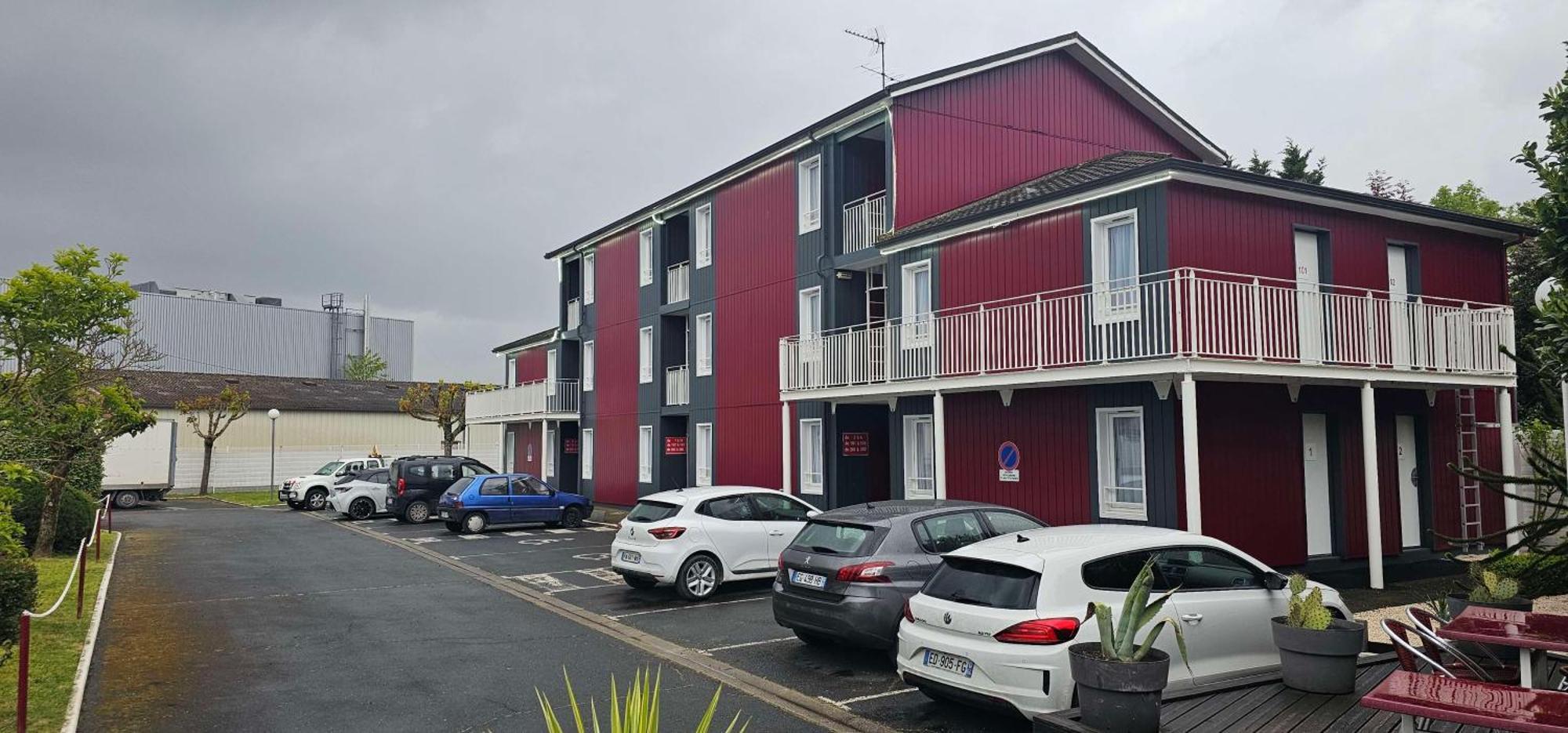Brit Hotel Essentiel Albi Parc Des Expos Le Sequestre Eksteriør billede